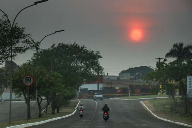 Frente fria chega para frear calor&atilde;o em MS