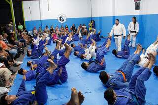 Primeira aula de judô na academia Nova Geração (Foto: Juliano Almeida) 