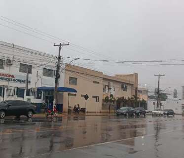 Região sul tem chuva após três semanas de estiagem e fumaça