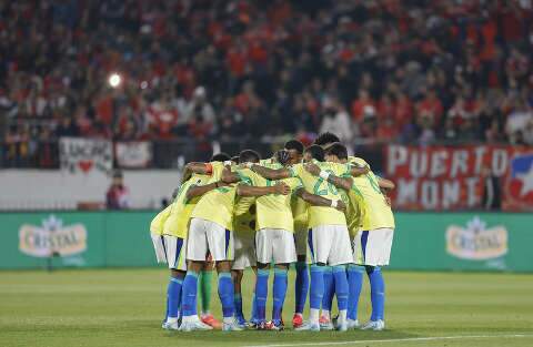 Brasil vira sobre o Chile e sobe na tabela das Eliminat&oacute;rias da Copa