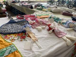 Com pe&ccedil;as a partir de R$ 2, bazar &eacute; chance de ajudar crian&ccedil;as