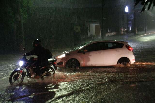 Temporal deixou 34 bairros da Capital sem energia 