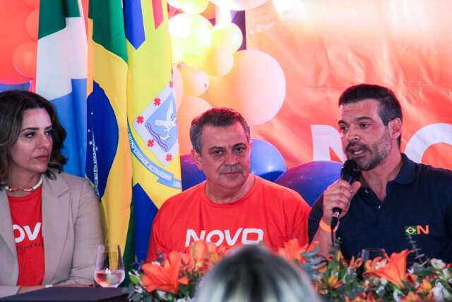 Dono de 10 mil votos, partido Novo tamb&eacute;m decide pela neutralidade
