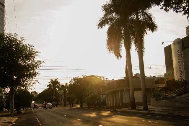 Dia da padroeira do Brasil tem sol e m&aacute;xima de 37&deg;C em MS