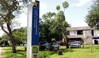 Fachada da Secretaria Estadual de Infraestrutura e Logística, em Campo Grande. (Foto: Chico Ribeiro)