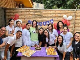 Aniversário de 26 anos foi comemorado no hospital (Foto: Arquivo Pessoal)