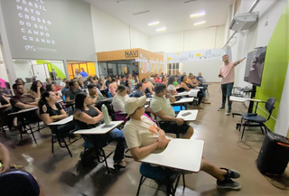 Alunos de curso oferecido pela Sejuv de Campo Grande (Foto: Divulgação)