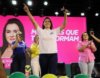 &#34;Estrela&#34; do evento, ex-primeira-dama Michelle Bolsonaro antes do discurso (Foto: Osmar Veiga)