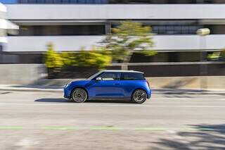 Novo MINI Cooper SE chega por R$ 259.990