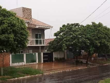 Chuva é registrada em diversos municípios do interior de MS