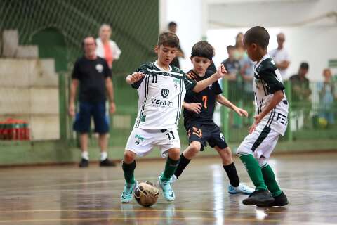 Rodada da Copa Pelezinho de Futsal tem vitória por 7 a 5 neste sábado 