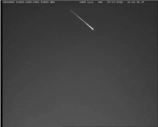 Chuva de meteoros de rastros do cometa Halley ter&aacute; &aacute;pice na 2&ordf; feira 