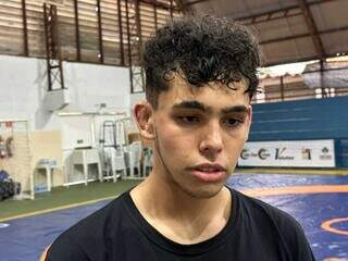 Heitor Arruda, 18 anos, na etapa Centro-Oeste do campeonato nacional de Wrestling (Foto: Marcos Maluf)