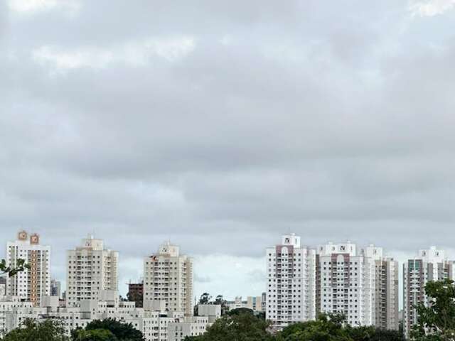 S&aacute;bado amanhece com tempo est&aacute;vel, mas previs&atilde;o &eacute; de chuva