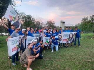 &#34;Força-tarefa&#34; em apoio à prefeita Adriane Lopes (PP) nos altos da avenida Afonso Pena. (Foto: Caroline Maldonado)