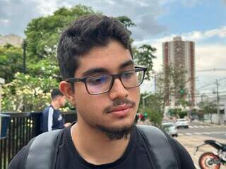 Kauê tenta uma vaga na instituição pelo 2º ano. (Foto: Marcos Maluf)