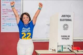 Emília Corrêa tem 62 anos e é advogada, defensora pública aposentada. (Foto: Redes sociais)