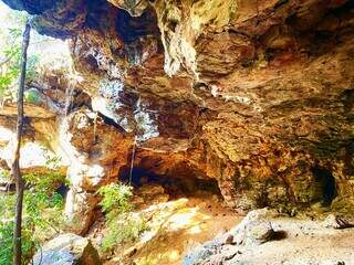 A gruta está localizada a 41 quilômetros de Alcinópolis (Foto: Arquivo Pessoal/Thierry Porato)