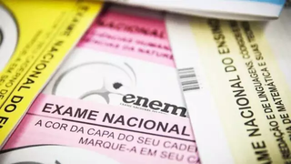 Cadernos do Enem (Exame Nacional do Ensino Médio). (Foto: Agência Brasil)