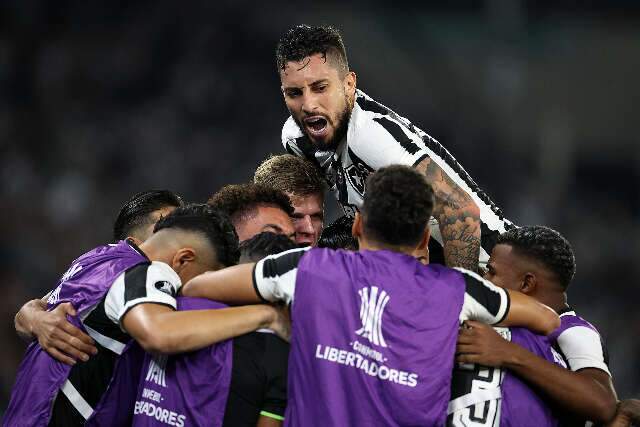 Botafogo visita time uruguaio por vaga na final da Libertadores da Am&eacute;rica