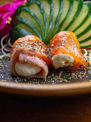 Hoje &eacute; Dia do Sushi com desconto em festivais e temaki de gra&ccedil;a 