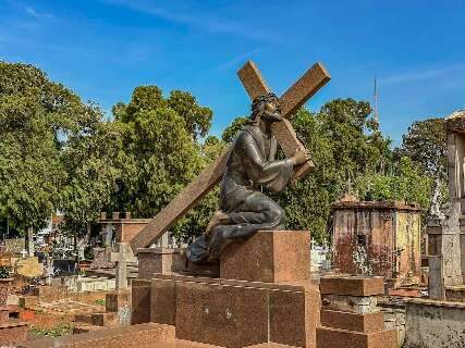 Dos mausoléus aos cemitérios-parque, busca por “paz” muda a estética da morte 