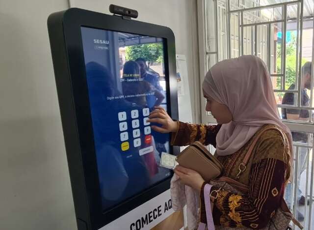 Totem de autoatendimento &eacute; instalado em unidade de sa&uacute;de da Capital