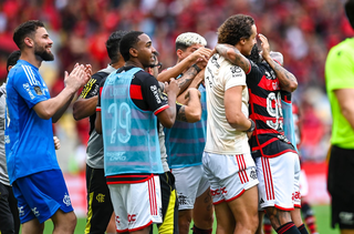 Jogadores do Flamengo celebram gol na final da Copa do Brasil (Foto: CRF/Divulgação)