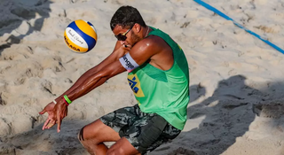 Arthur Mariano é destaque no torneio. (Foto: Reprodução/CBV)