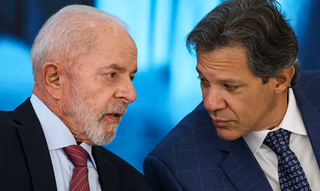 O presidente da República, Luiz Inácio Lula da Silva (PT) e o ministro da Fazenda, Fernando Haddad, durante encontro. (Foto: Marcelo Camargo/Agência Brasil)