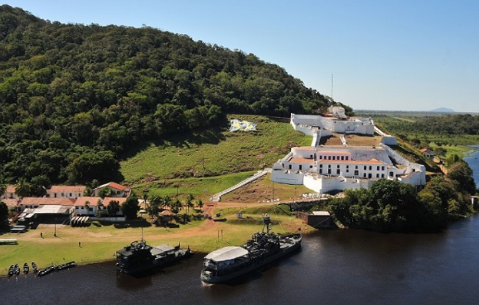 Já conhece a construção militar feita com rocha vulcânica em MS?