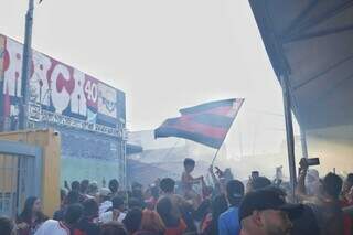 Torcedores do Flamengo comemorando título na Copa do Brasil (Foto: Paulo Francis)