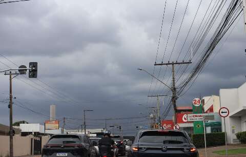 MS tem novos alertas para risco de chuva intensa e ventos de 100 km por hora