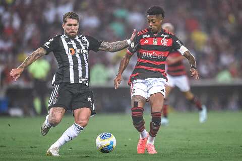  Flamengo e Atlético-MG empatam sem gols no Maracanã pelo Brasileirão