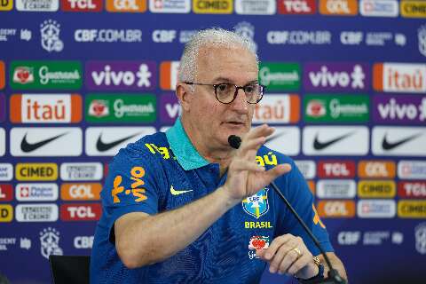 Dorival Jr confirma Vini Jr como titular no jogo das Eliminatórias