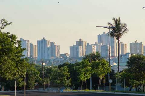 Feriado amanhece quente e temperatura máxima pode chegar a 31°C na Capital 