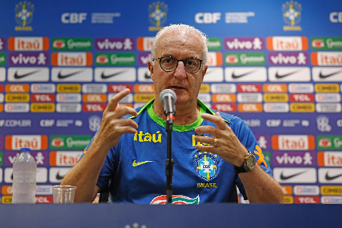 Dorival Jr espera jogo complicado diante do Uruguai nesta terça-feira