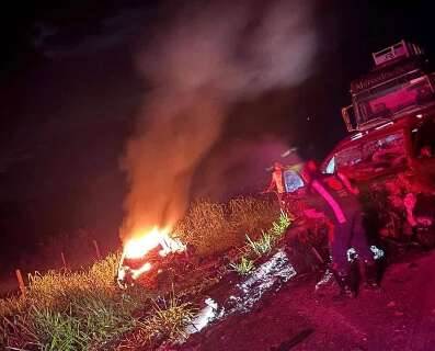 Três pessoas morrem carbonizadas em acidente na rodovia