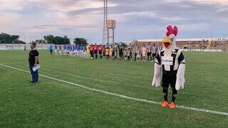 Time do Corumbaense perfilado antes de jogo no estadual deste ano (Foto: Divulgação)