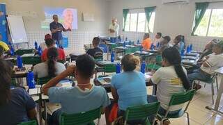 Grupo de trinta indígenas da Aldeia Pirakuá participa de aula de empreendedorismo do Sebrae-MS (Foto: Divulgação)