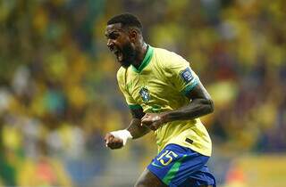 Gerson comemora gol que deixou tudo igual na Arena Fonte Nova. (Foto: Rafael Ribeiro/CBF)