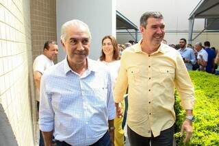 Presidente do PSDB, Reinaldo Azambuja ao lado do governador Eduardo Riedel durante evento no diretório no inicio do ano (Foto: Juliano Almeida)