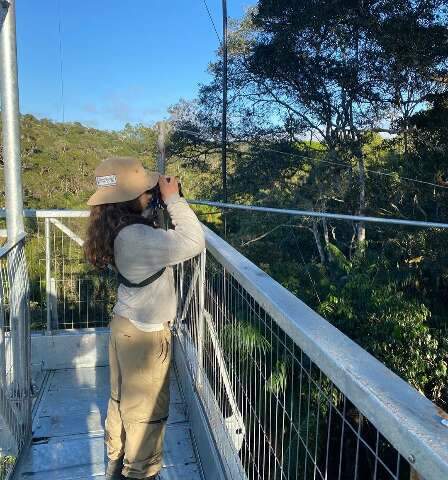 Aos 10 anos, Cec&iacute;lia &eacute; doida pela natureza e j&aacute; avistou 400 aves 