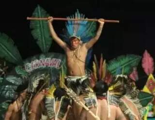 Grupo terena durante uma das daças tradicionais. (Foto: Arquivo Campo Grande News)