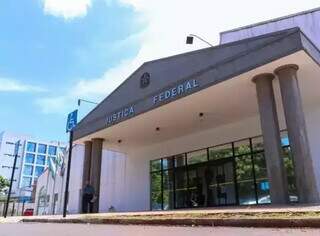 Fachada da sede Justiça Federal em Campo Grande (Foto: Divulgação)