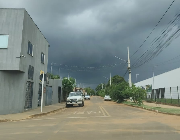 C&eacute;u escuro anuncia chuva forte para Capital e mais 68 munic&iacute;pios