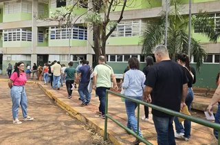 Escola Hercules Maymone foi um dos locais de aplicação da prova. (Foto: Laiana Horing Nantes/Agência MS)