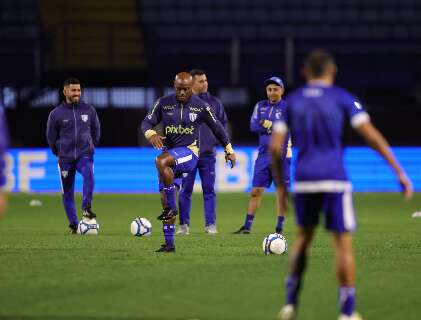 Avaí supera Ponte Preta e encerra Série B com vitória, Coritiba perde em casa