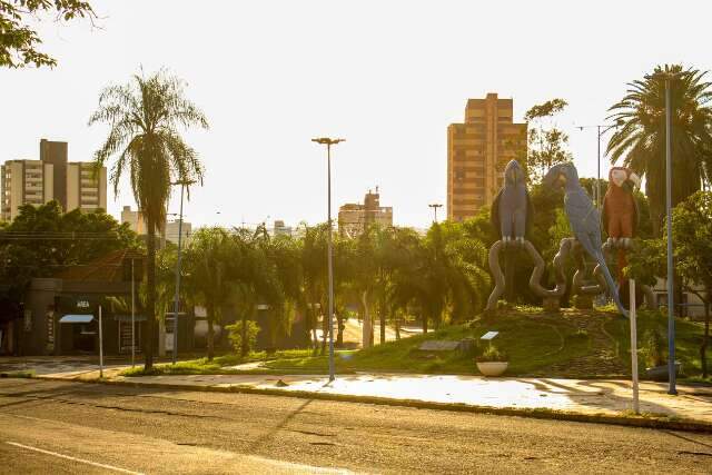 S&aacute;bado ser&aacute; de sol forte e calor de at&eacute; 36&deg;C em Mato Grosso do Sul