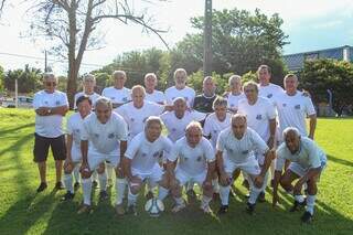 Jogadores do Santos posam para foto durante 1º jogo de Copa dos Clubes (Foto: Juliano Almeida)